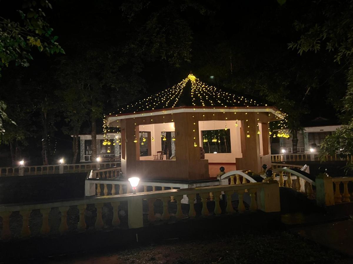 Surya Eco And Wedding Resort Thrissur Kültér fotó