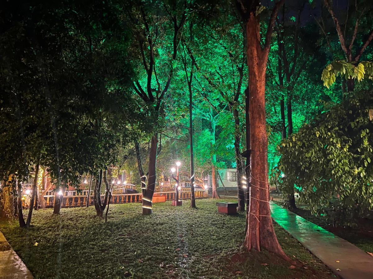 Surya Eco And Wedding Resort Thrissur Kültér fotó