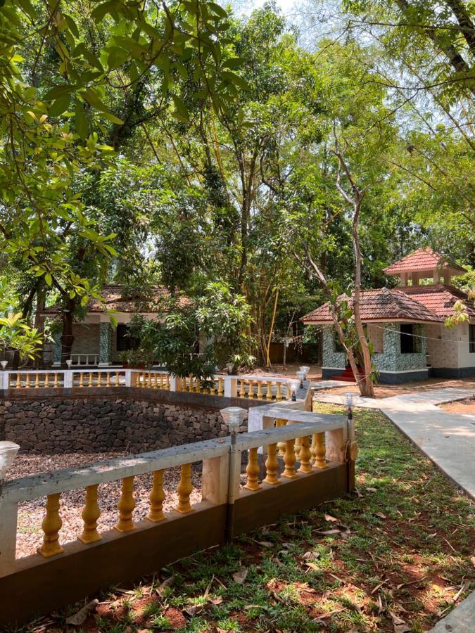 Surya Eco And Wedding Resort Thrissur Kültér fotó