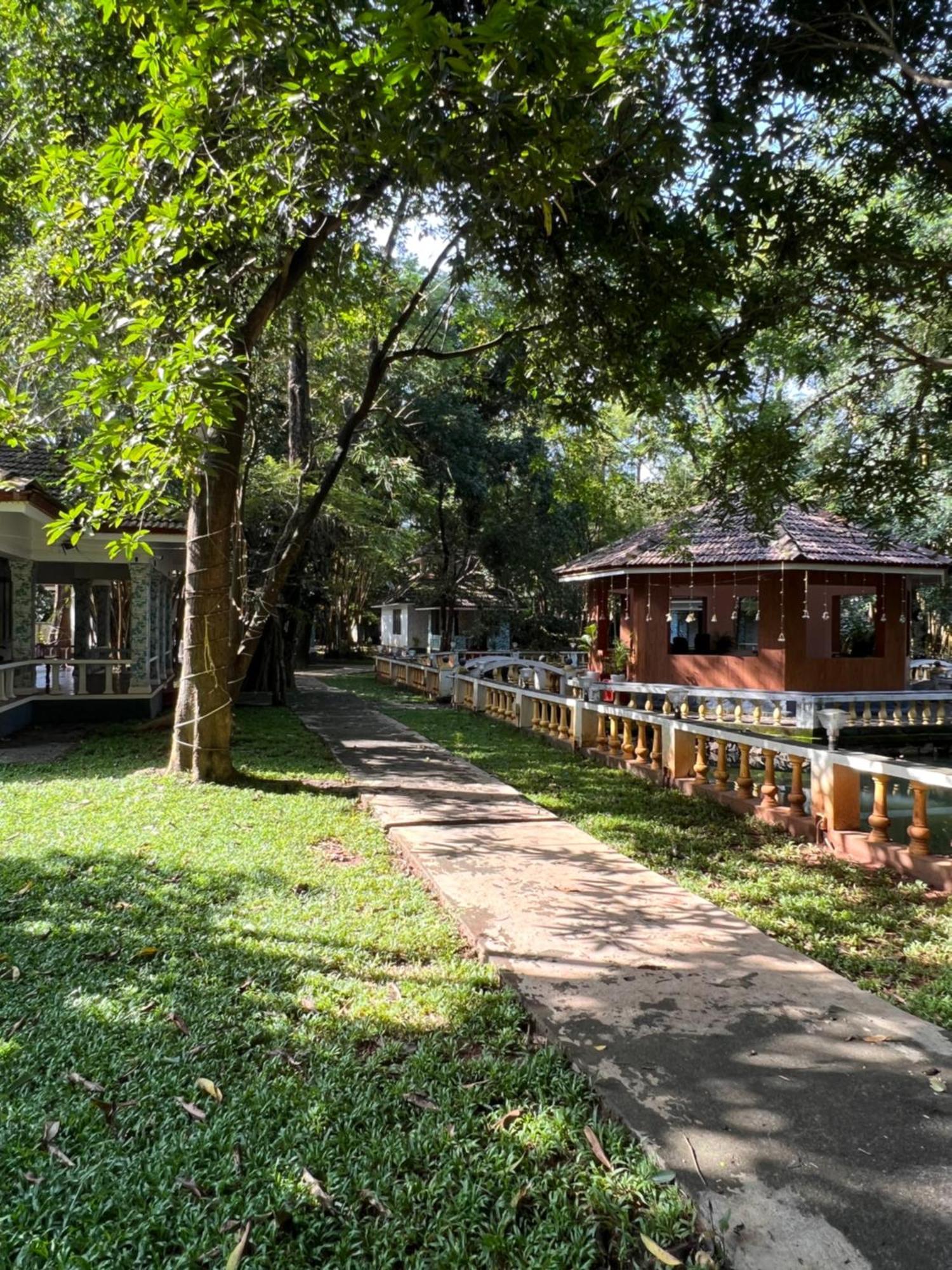 Surya Eco And Wedding Resort Thrissur Kültér fotó