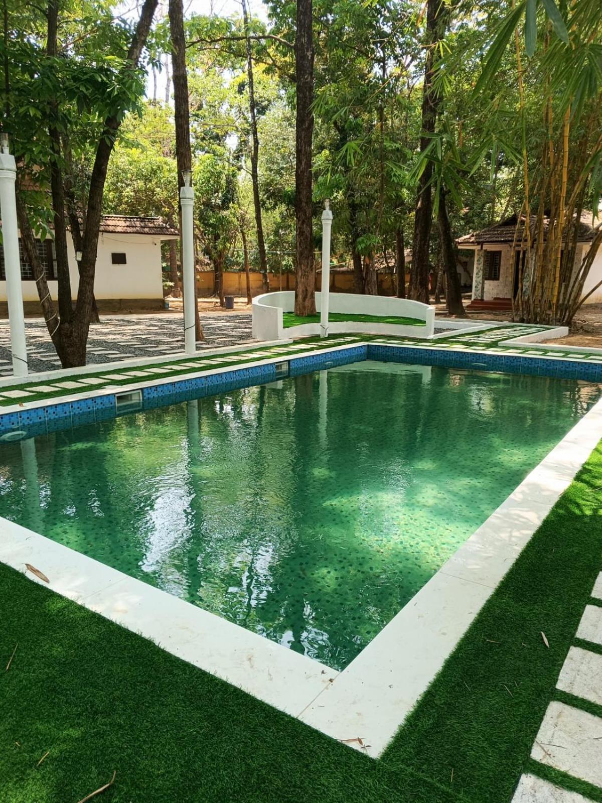 Surya Eco And Wedding Resort Thrissur Kültér fotó
