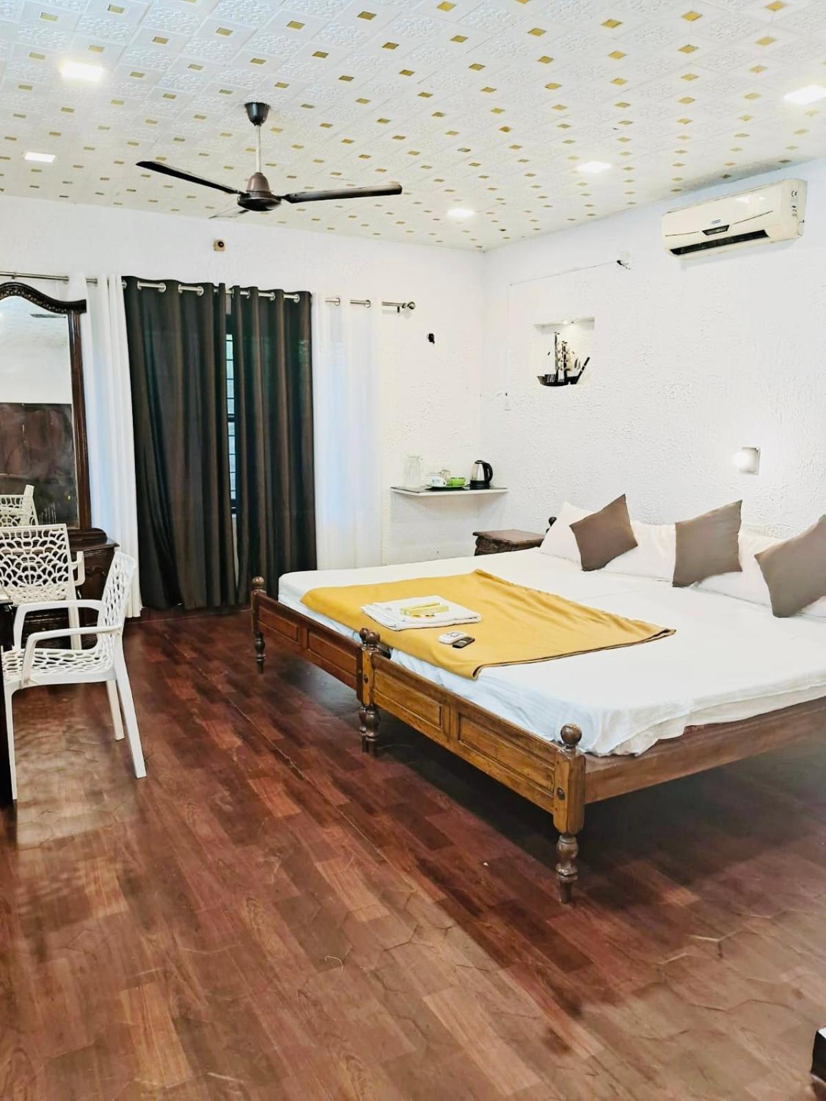 Surya Eco And Wedding Resort Thrissur Kültér fotó